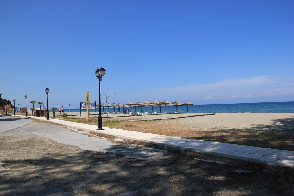 Aparthotel Geromichalos Paralia Skotinis