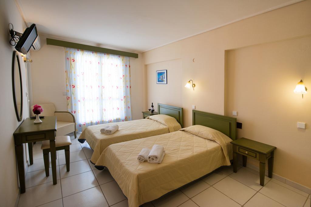 Hotel Niras 2*