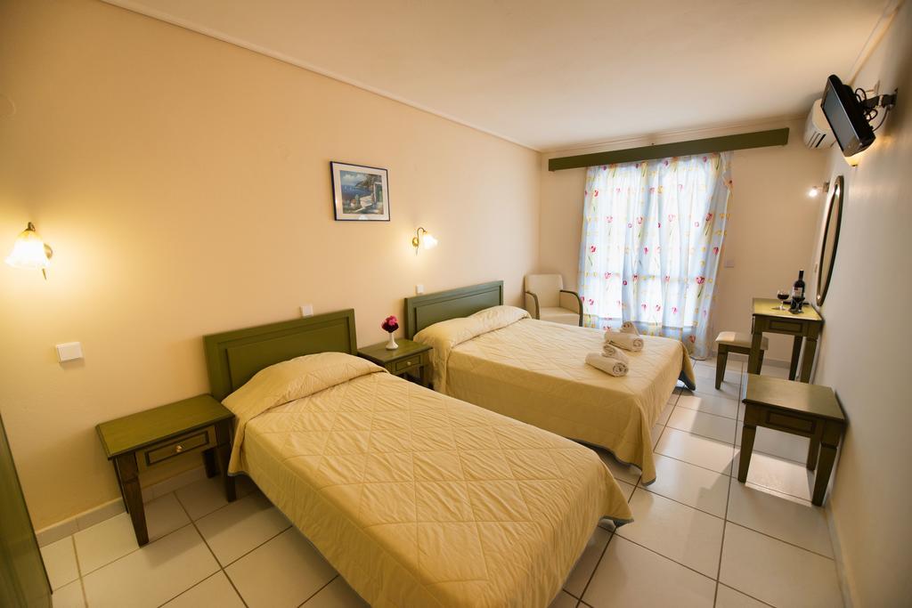 Hotel Niras 2*