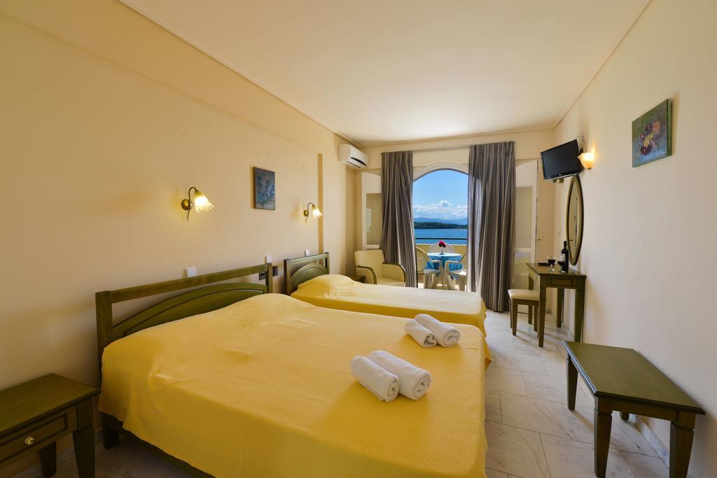 Hotel Niras 2*