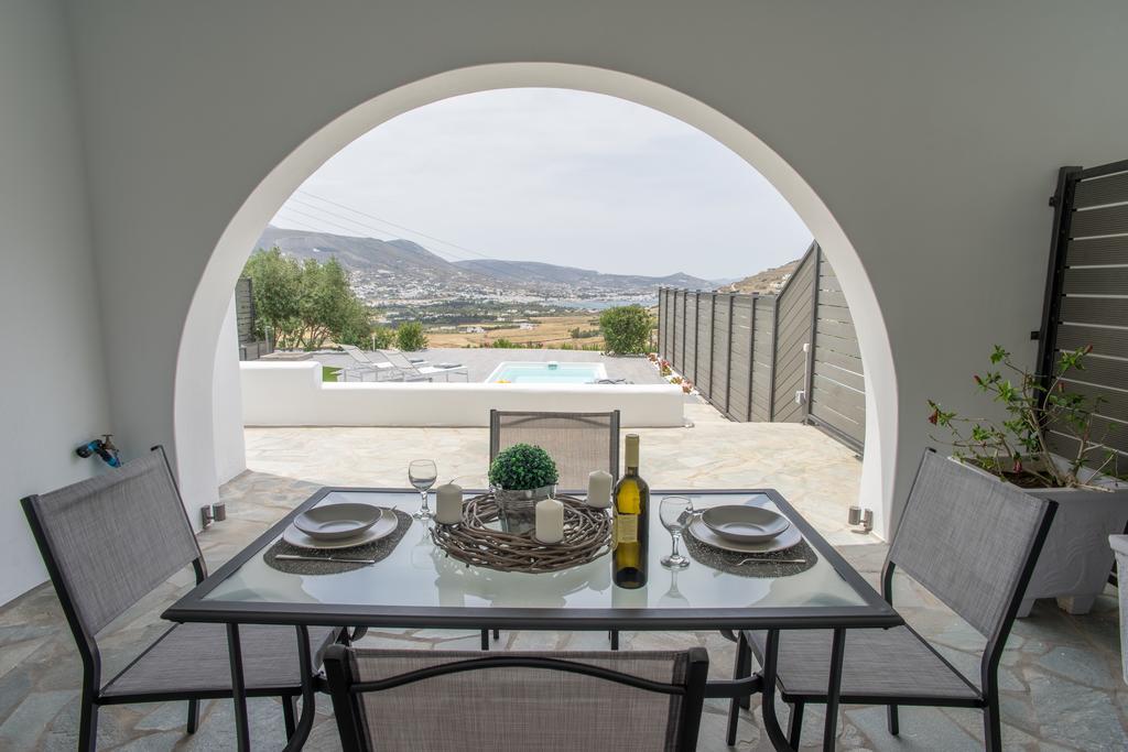 Azzurro Bianco Parikia (Paros)