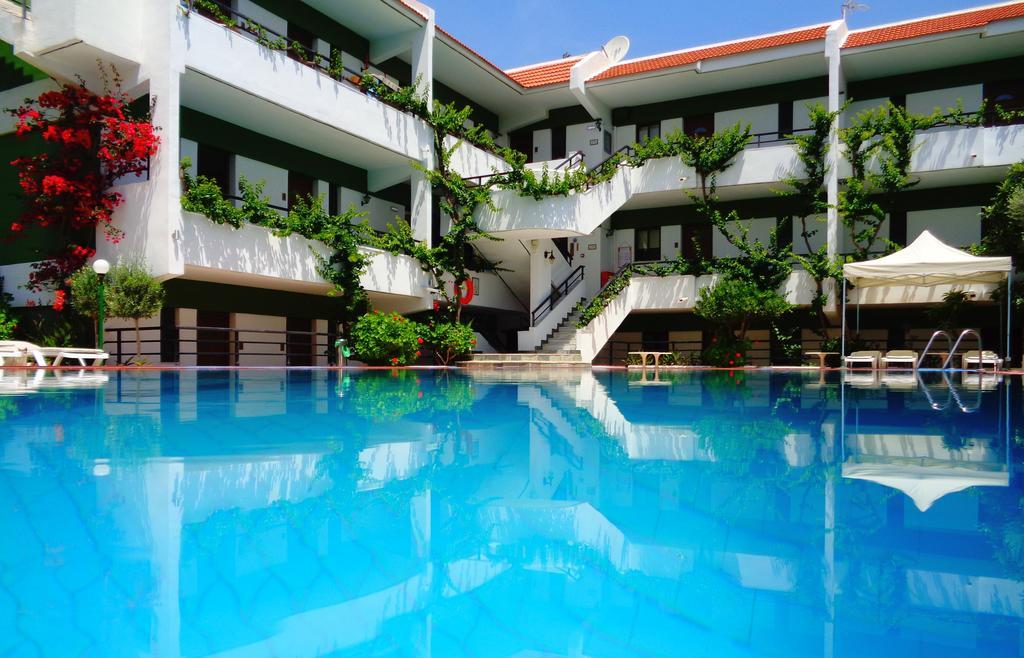 Aparthotel Terinikos Sunny Garden Junior 2*