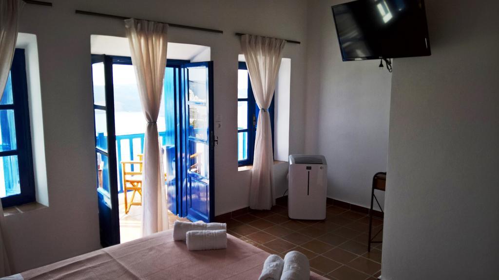 Guest house Piazza Castello Plaka (Milos)