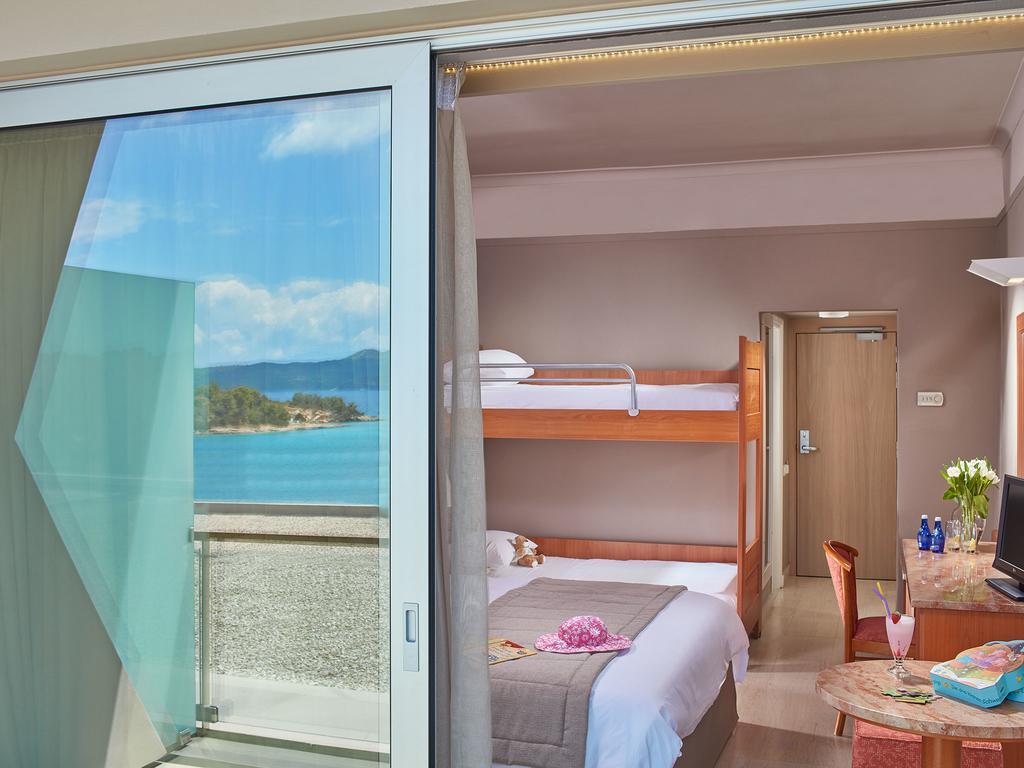 Aks Hinitsa Bay Porto Heli