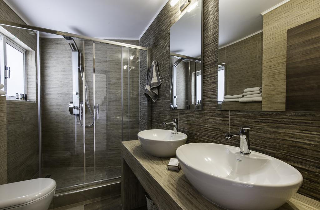 Aparthotel Lyristis Dinos & Faliraki