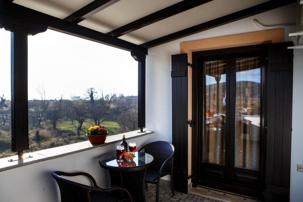 Guest house Greco Koropi