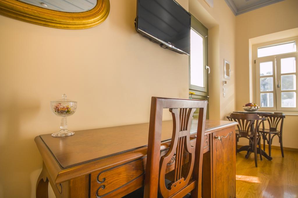 Aparthotel Thea Symi