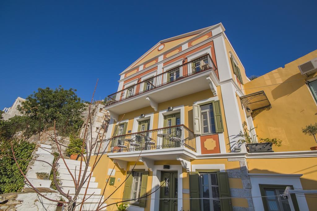 Aparthotel Thea Symi