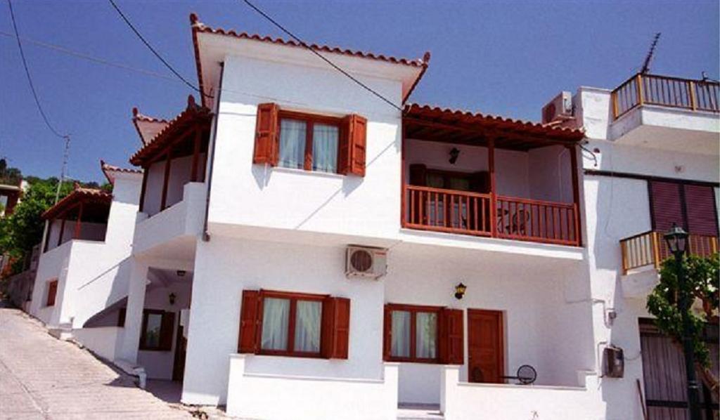 Apartment Dion Loutraki (Skopelos)