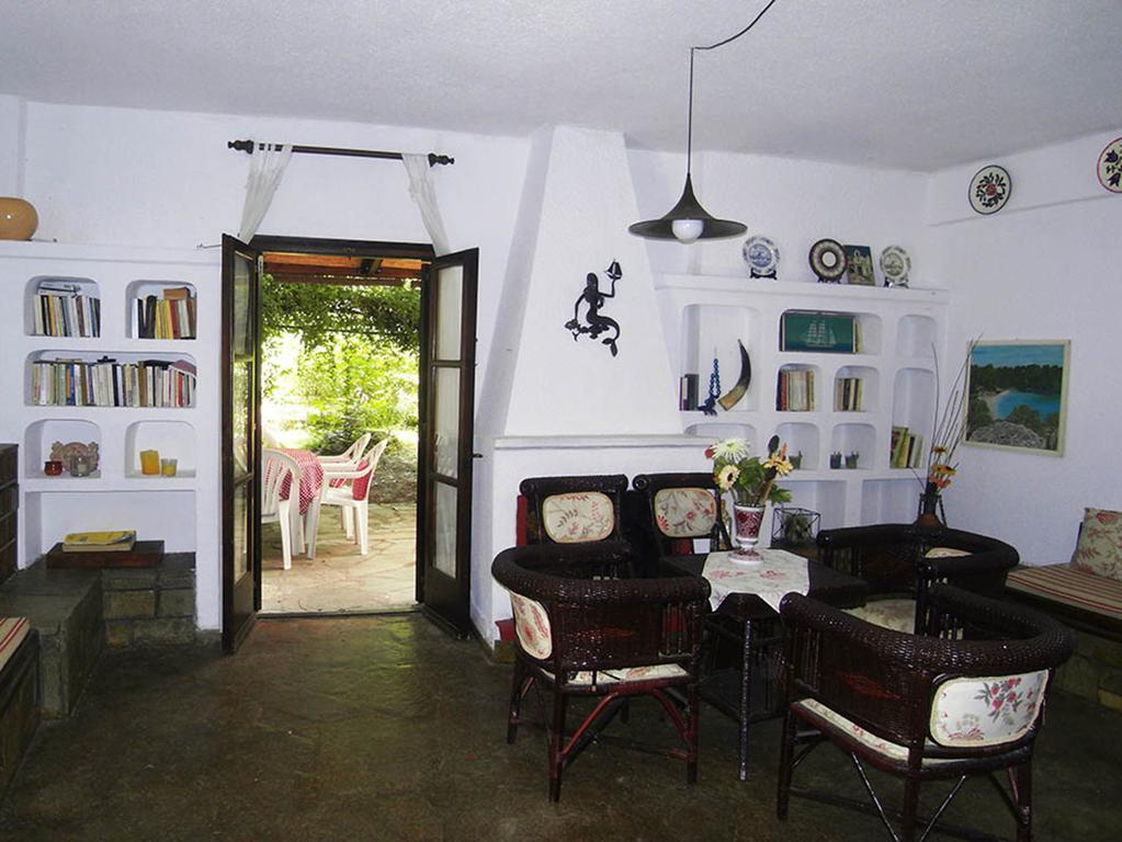 Charming Maisonette Polychrono