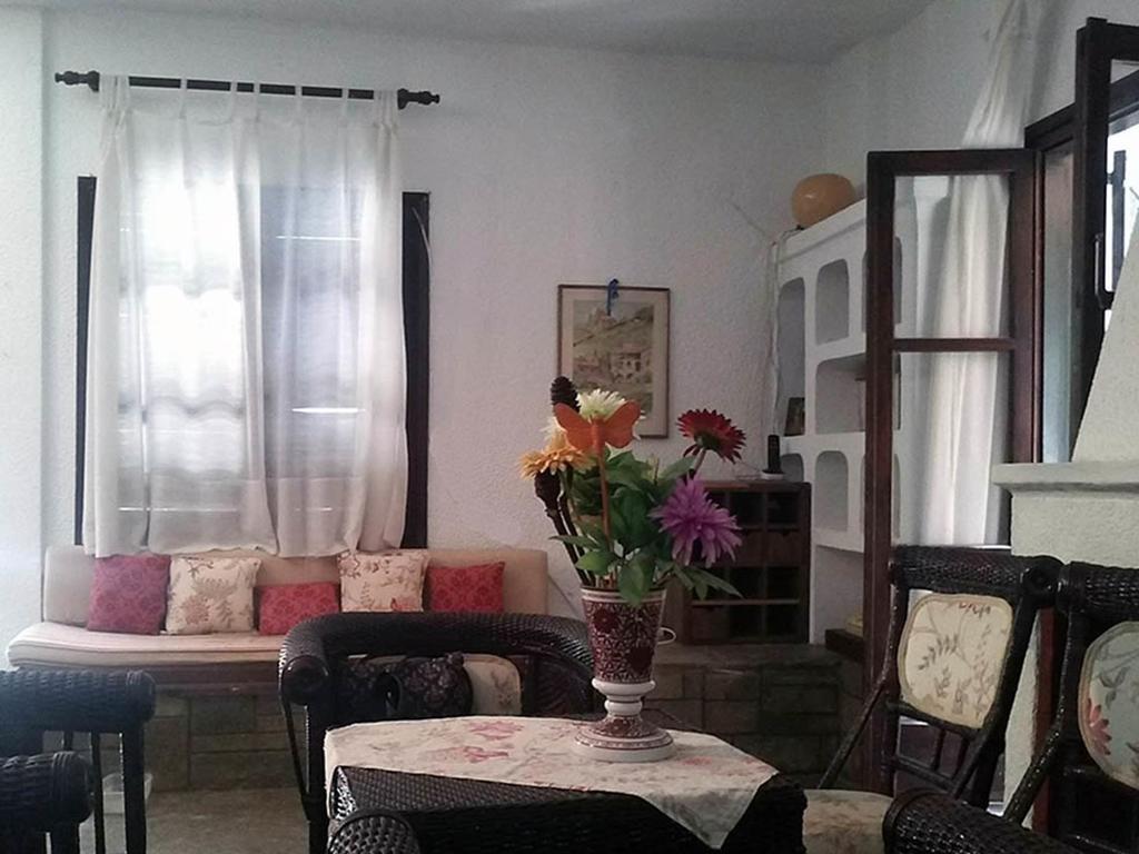 Charming Maisonette Polychrono