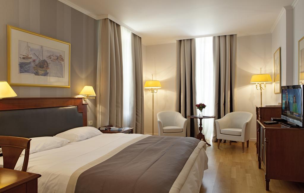 Hotel Theoxenia Palace