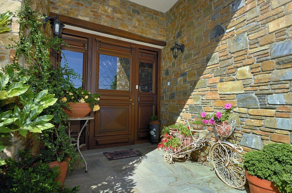 Guest house Iris Tsagarada