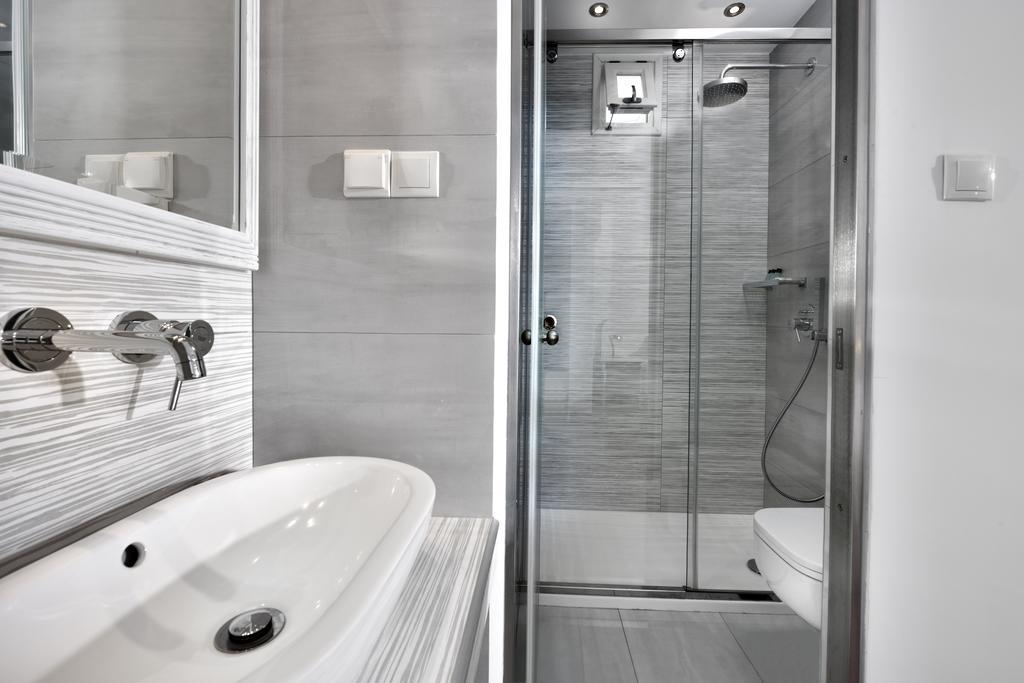 Hotel Nazos 1 2*