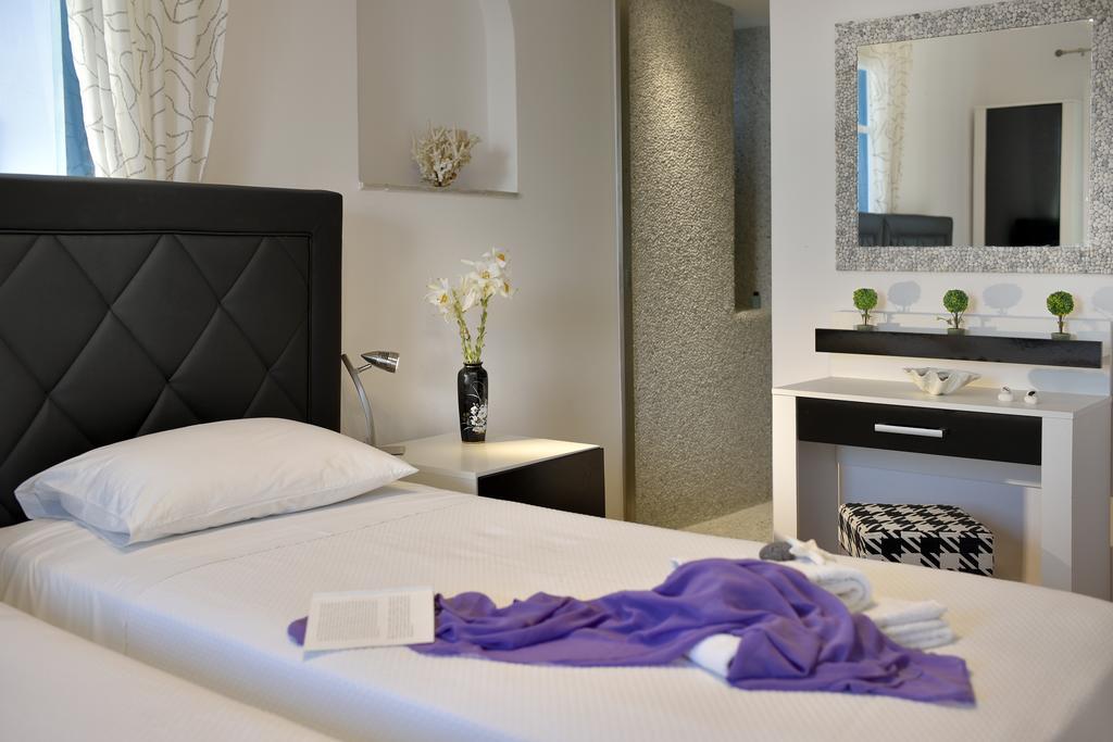 Hotel Nazos 1 2*