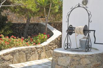 Alexandros Mykonos Klouvas