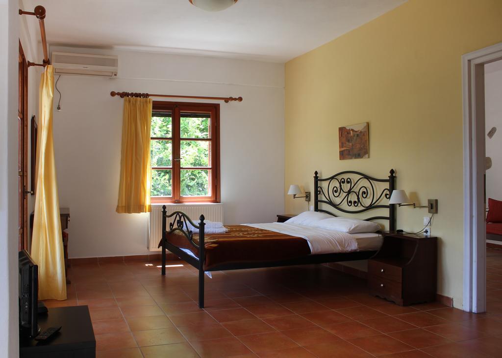 Ikaria Utopia - Cusco Evdilos (Ikaria)
