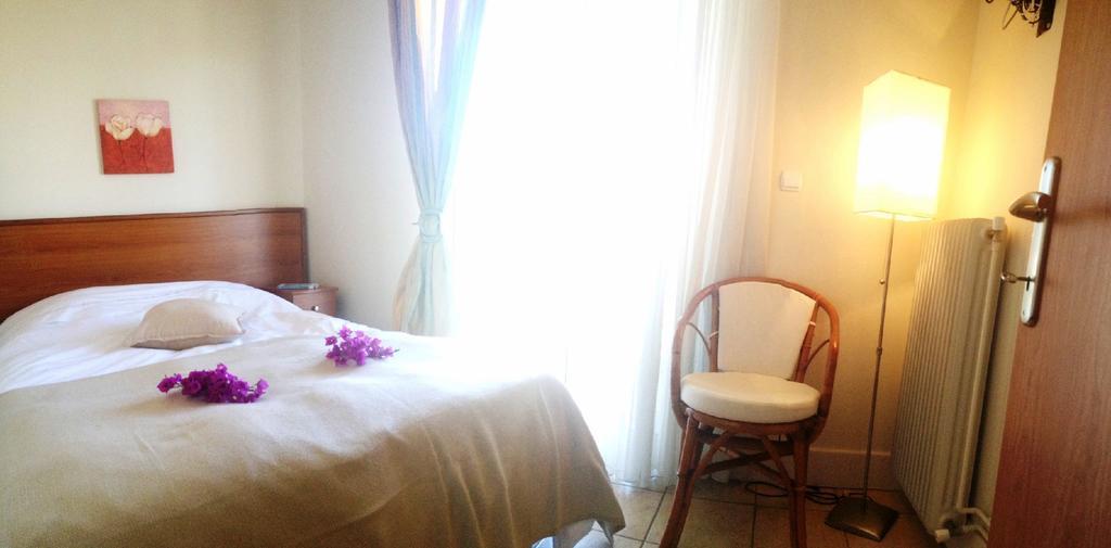 Hotel Souris 2*