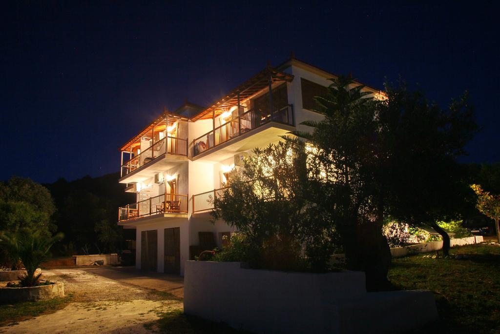 Giasemi Skopelos Town
