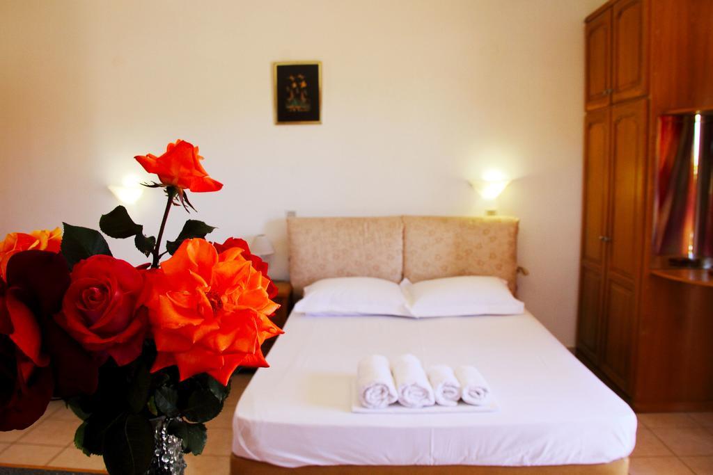 Apartment Dimitra *