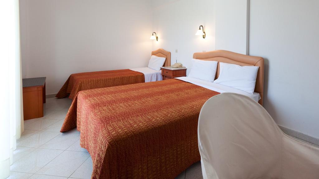 Hotel Olympic Village & 4*
