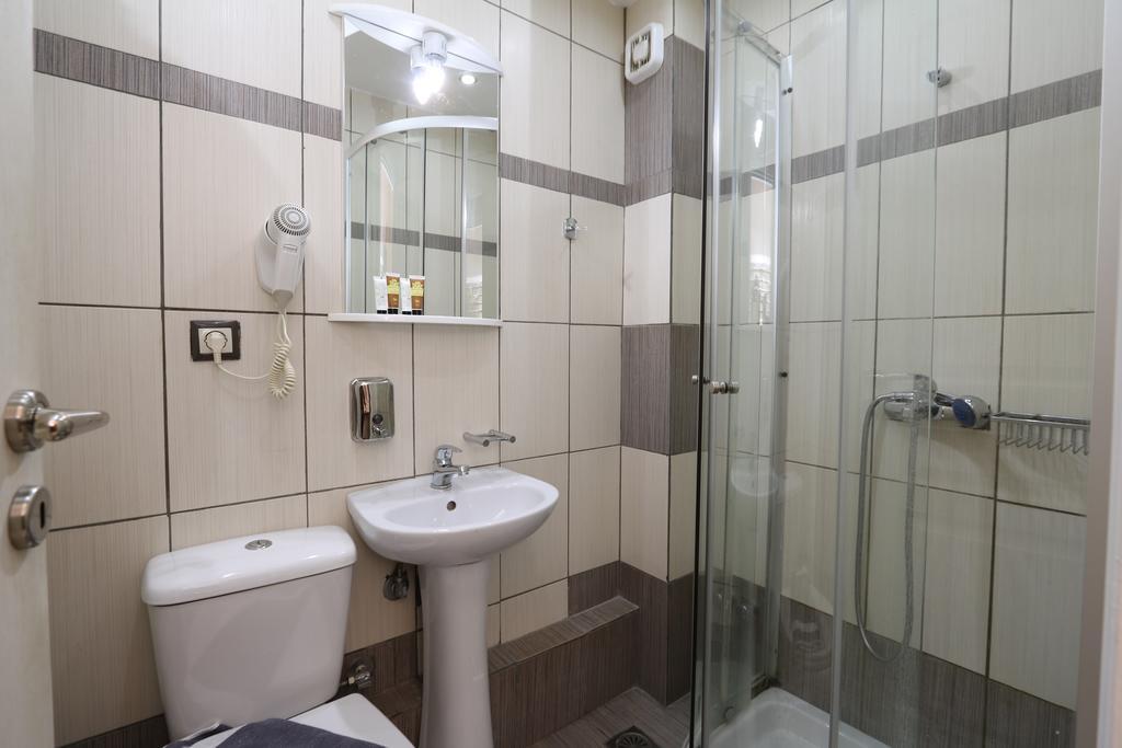 Hostel Neos Olympos Athens