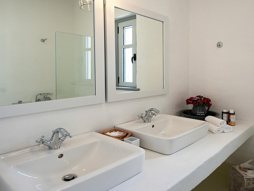 Villa White Village *
