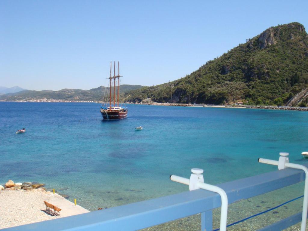 Hotel Avlakia 2*