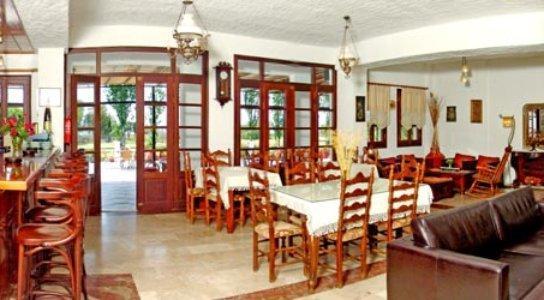 Hotel Pela 2*