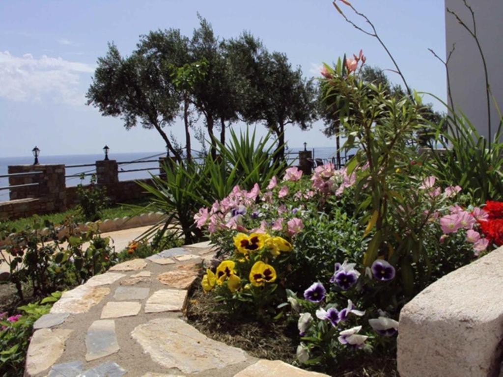 Guesthouse Enastron Apartment Chorefton