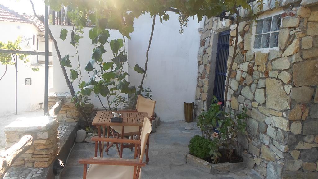 Guest house To Valsamo *