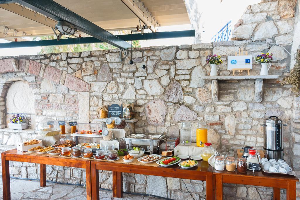 Aparthotel Grekis And 2*