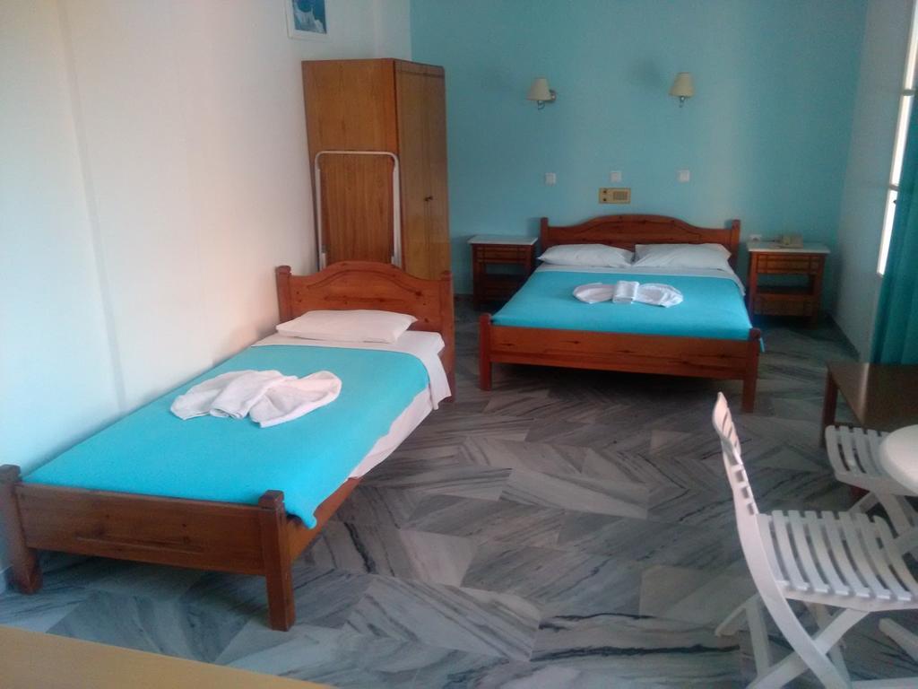 Damias Village Parikia (Paros)