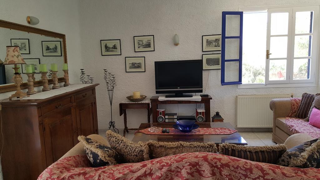 Holiday home Yianna's
