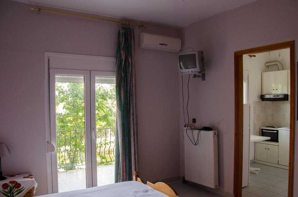 Apartment Ioannis Avrades *