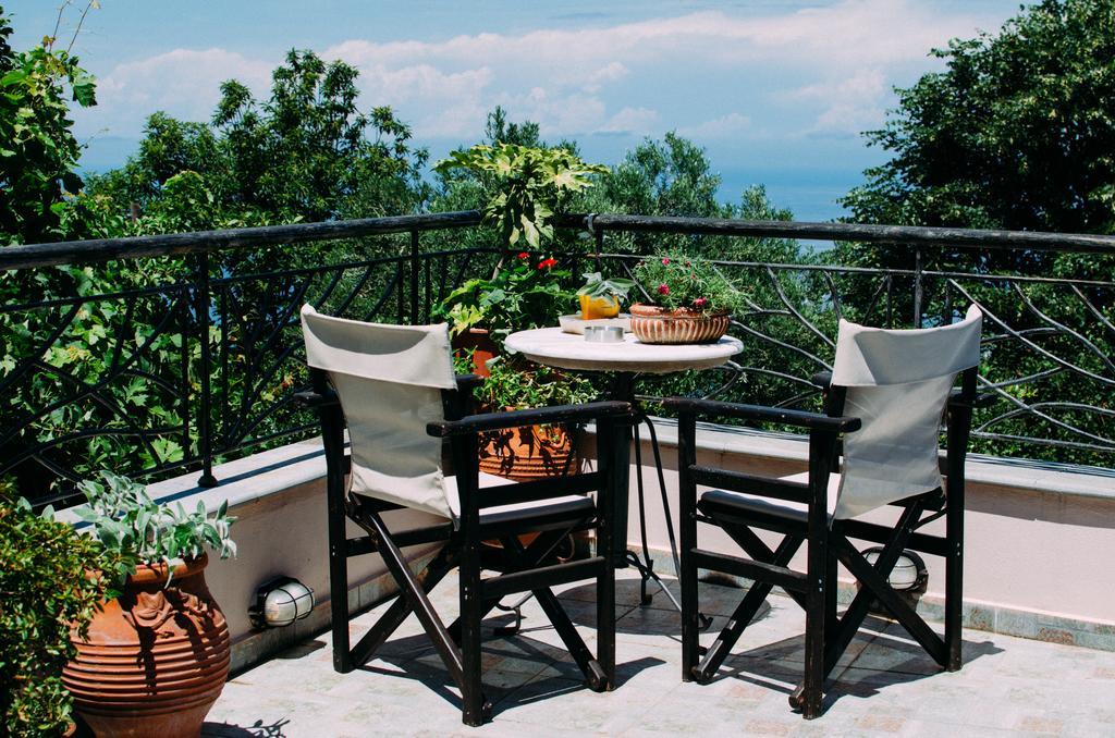 Apartment Manolies Mouresi