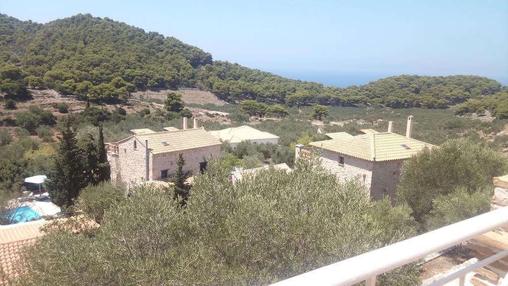 Villa Revera Traditional Stone Villas, & *
