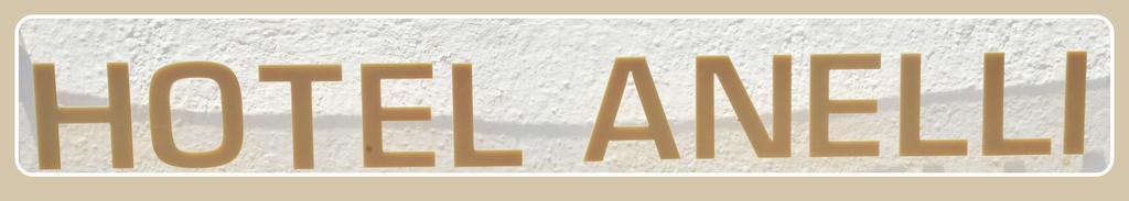 Anelli Skopelos Town