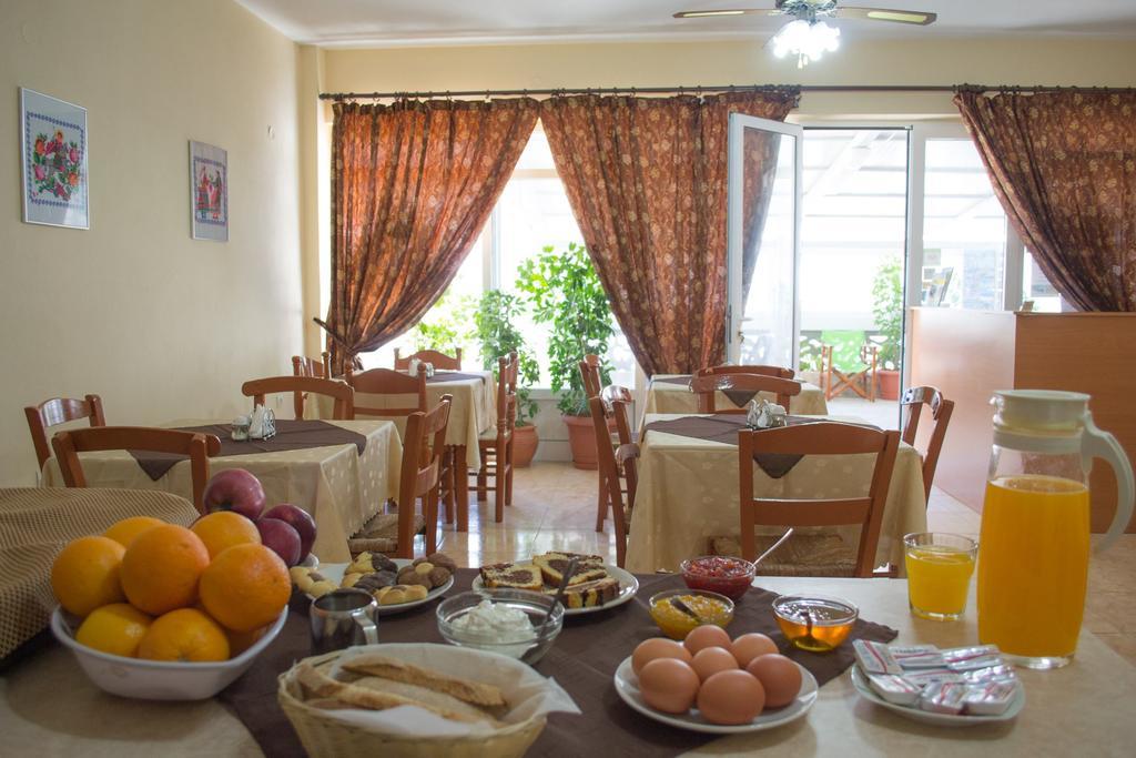 Aparthotel Dorana & Trekking