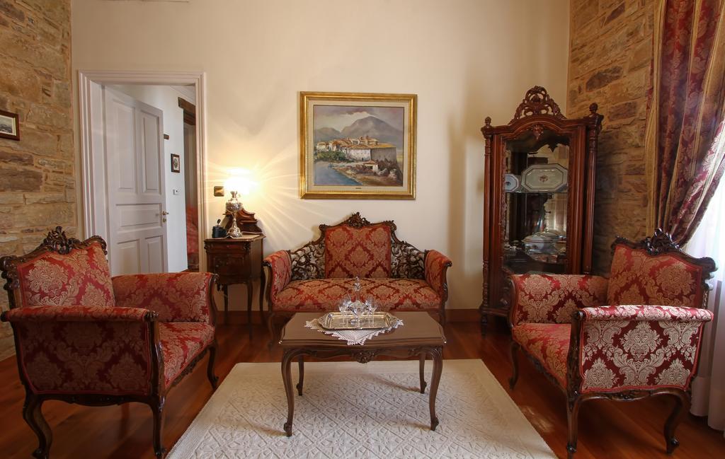 Argentikon Luxury Kampochora (Chios)