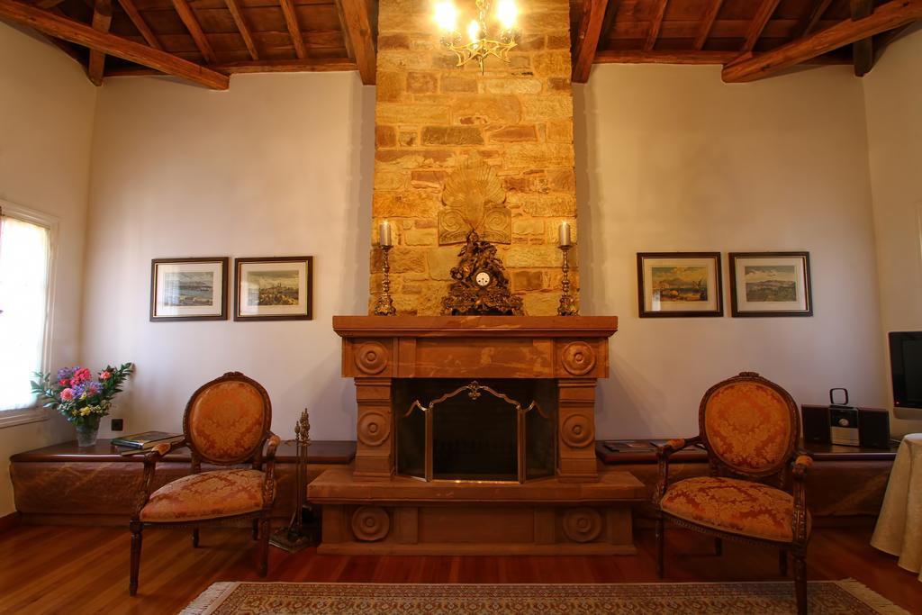 Argentikon Luxury Kampochora (Chios)