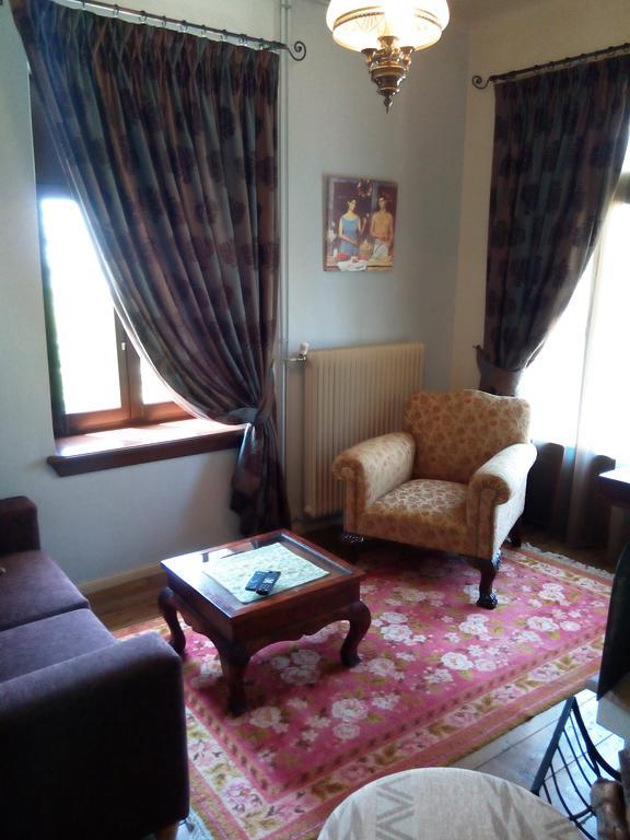 Guest house Archontiko Pantou