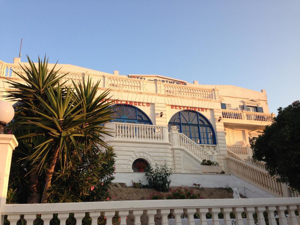 Hotel Parthenon