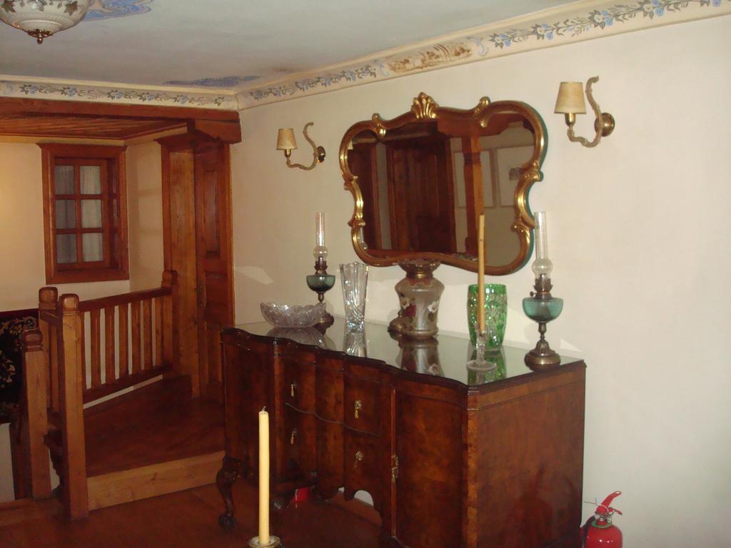 Inn Oikia Alexandrou Traditional