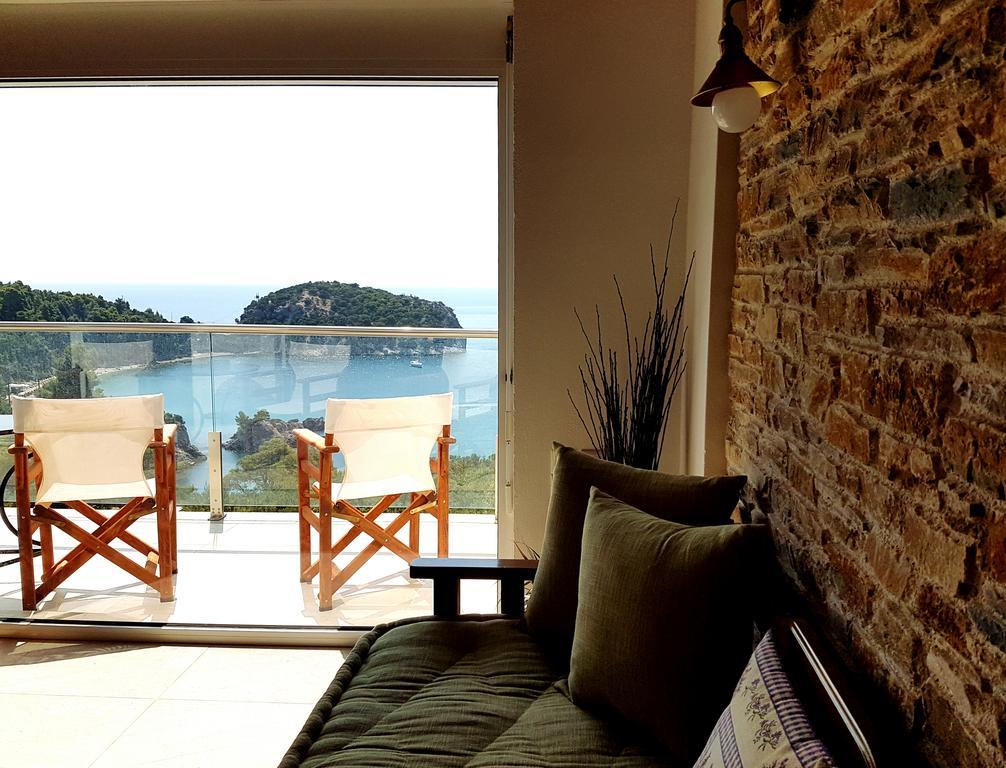 Guest house Mando Beachfront