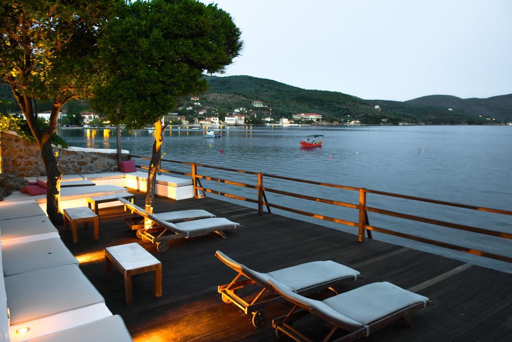 Melies- Seaside Boutique Chorto
