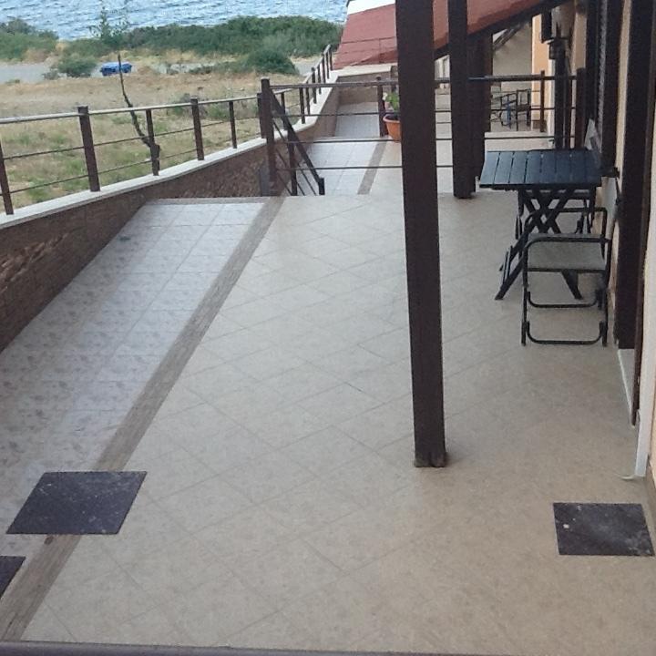 Apartment Wooden Nest Akhladheri