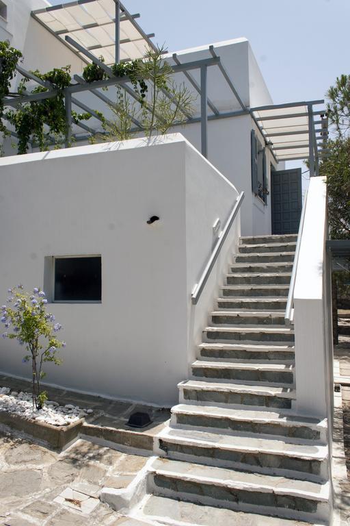 Manto Naousa (Paros)