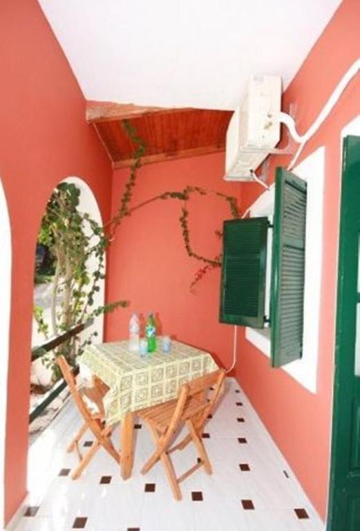 Paleopalace *
