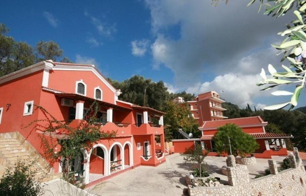 Paleopalace Apartment *